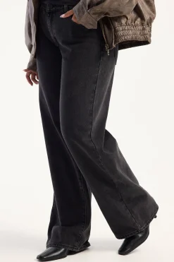99 Baggy Low Rise Jean Heidi Black