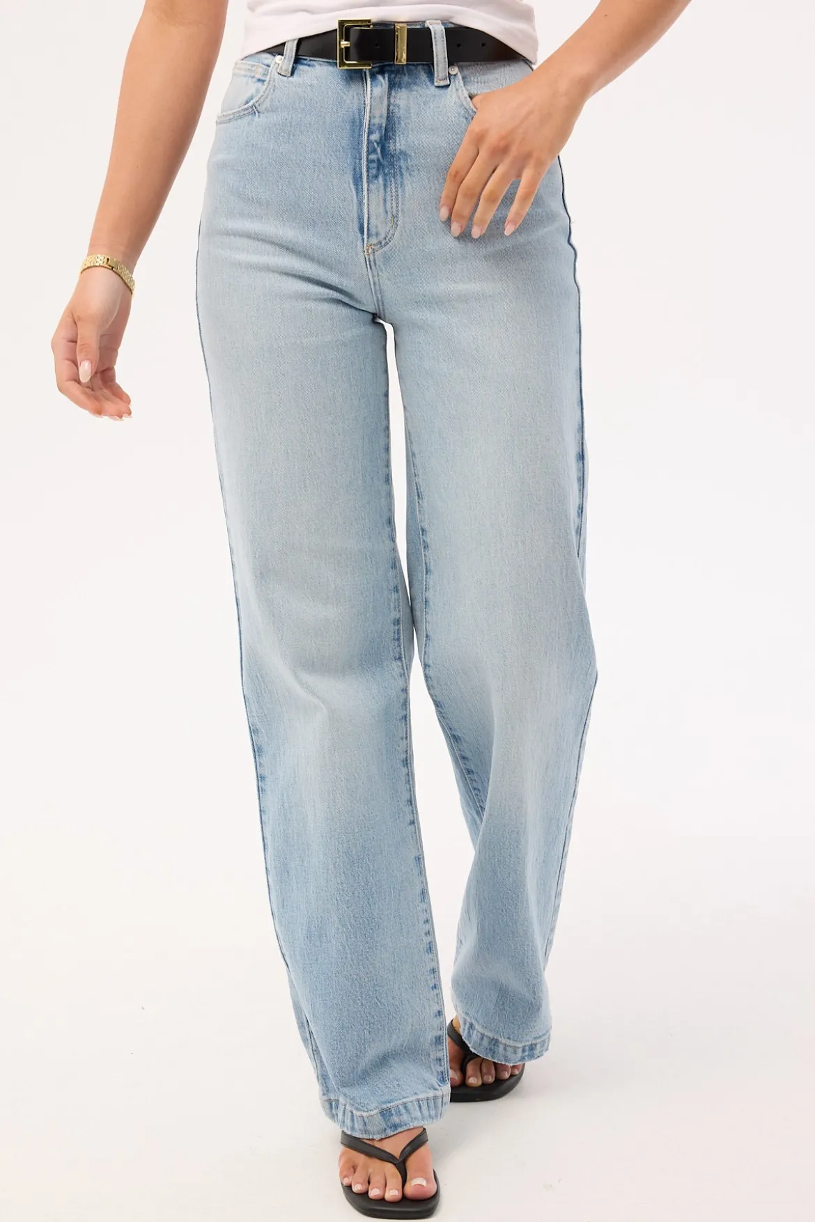 94 High Waisted Wide Jean Light Vintage Indigo