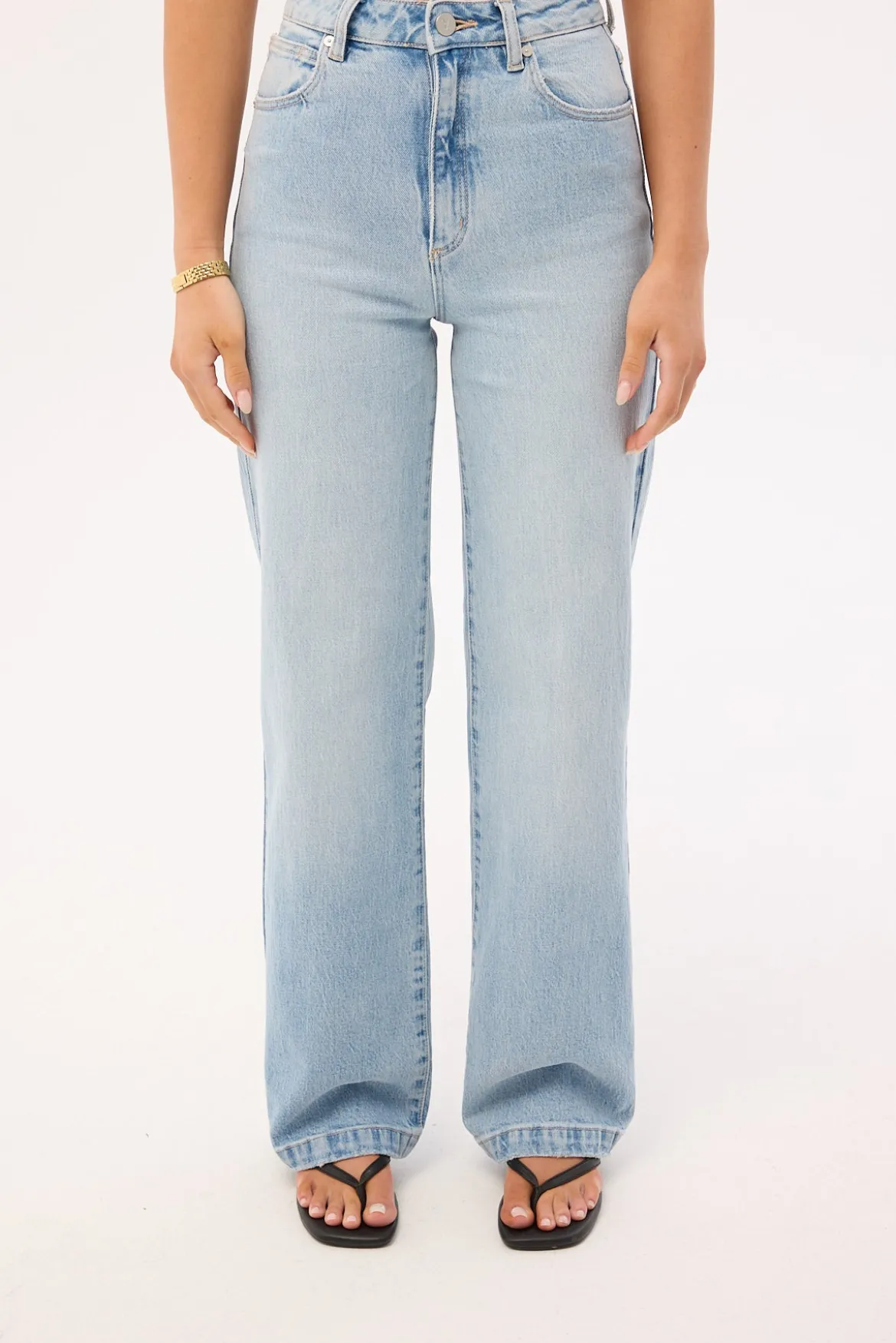 94 High Waisted Wide Jean Light Vintage Indigo