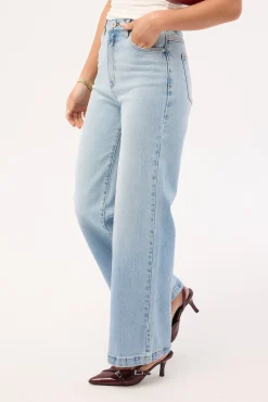 94 High Wide Petite Jean Jessie Blue