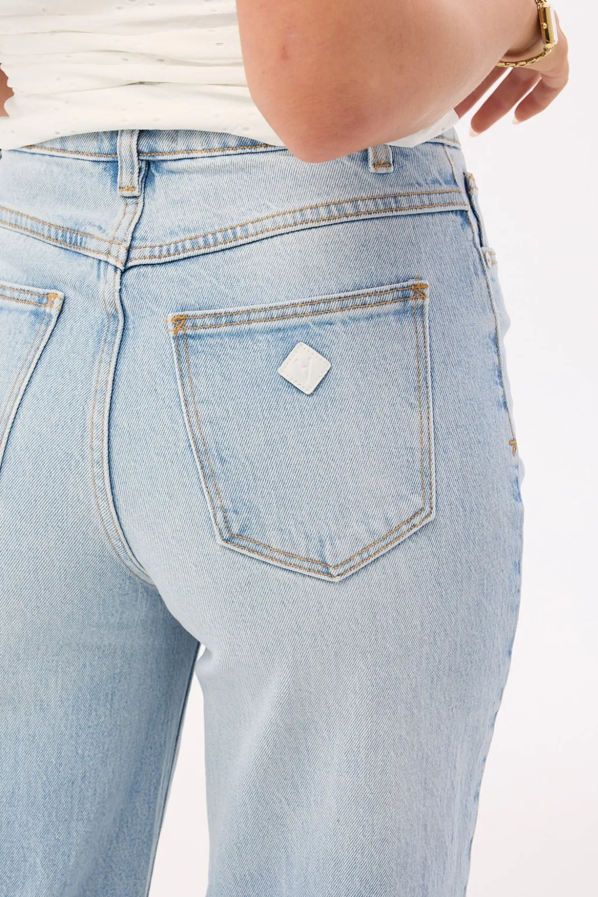 94 High Wide Petite Jean Jessie Blue