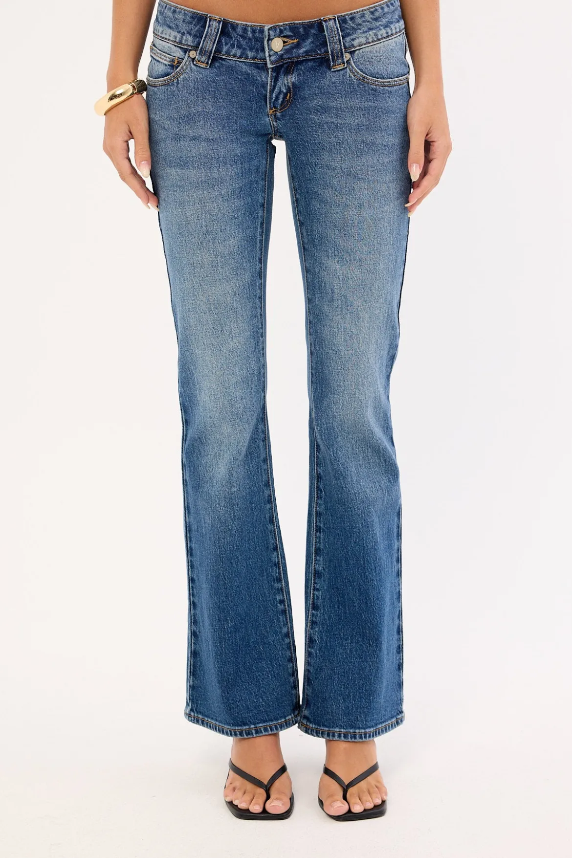 00 Kick Low Skinny Jean Bella Fade Blue