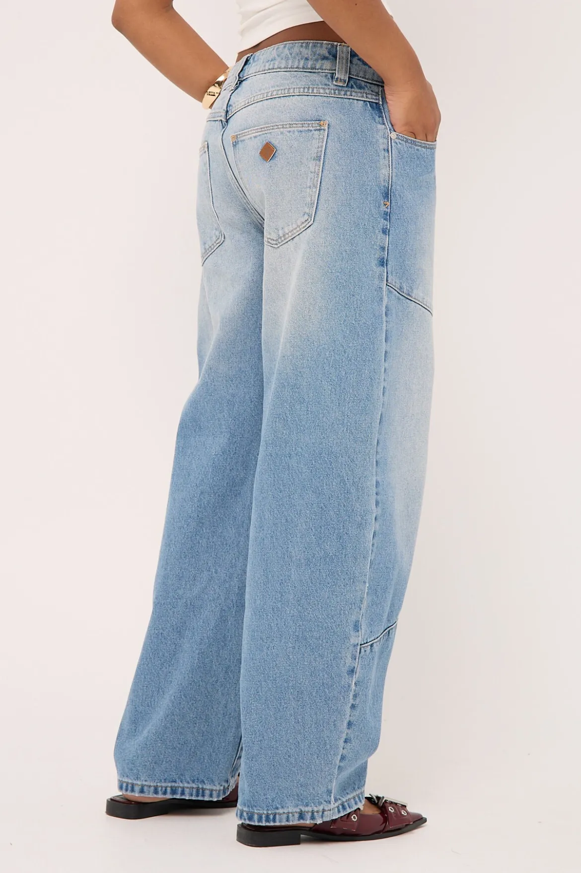 99 Low Barrel Jean Gigi Worn Blue