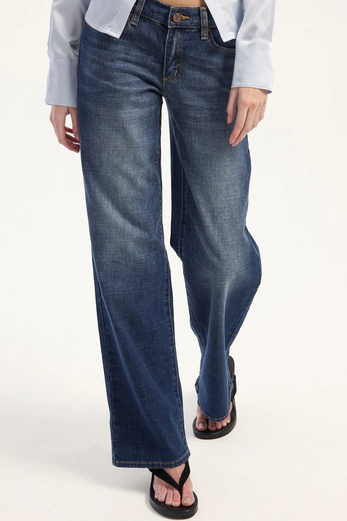 99 Low Wide Jean Paige Blue