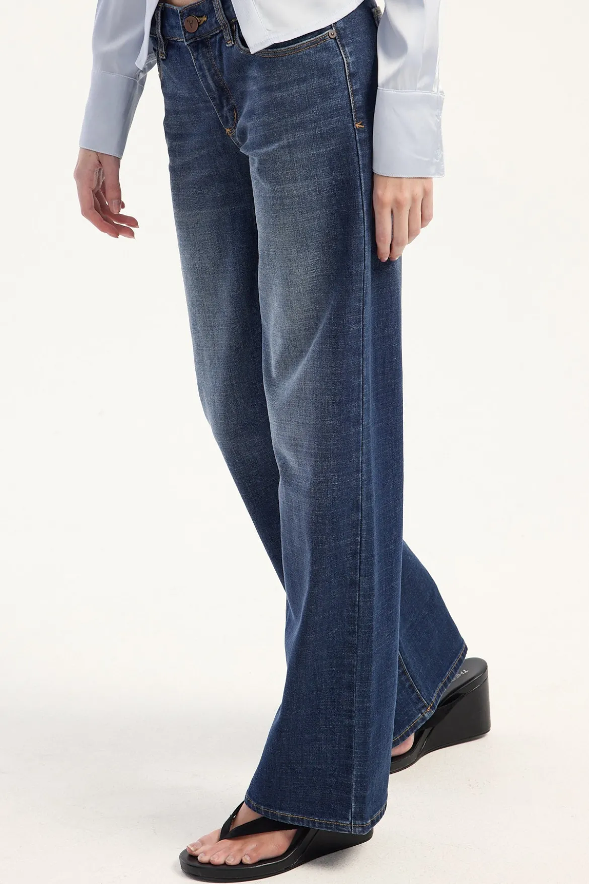 99 Low Wide Jean Paige Blue