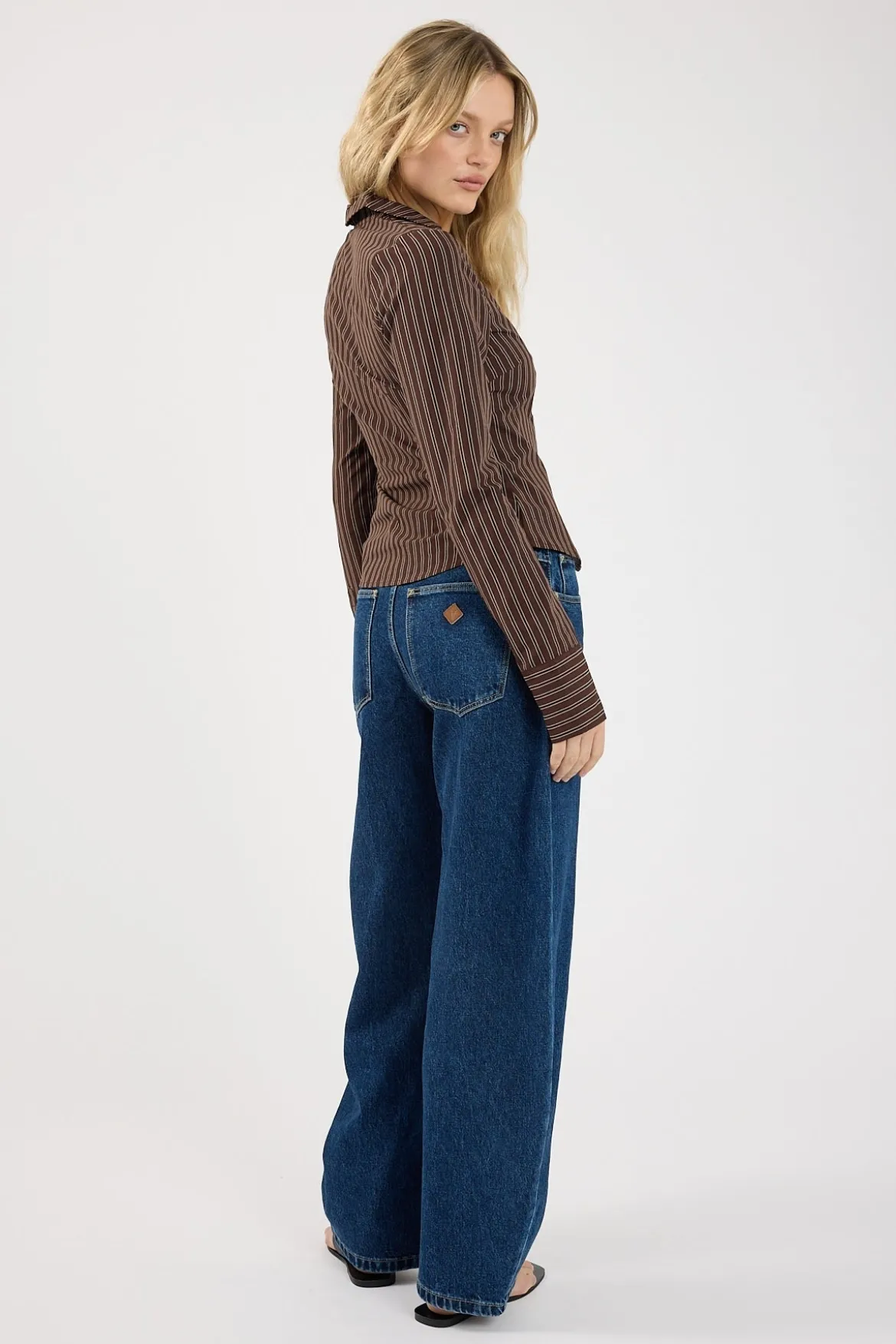 95 Mid Barrel Jean Tara Indigo