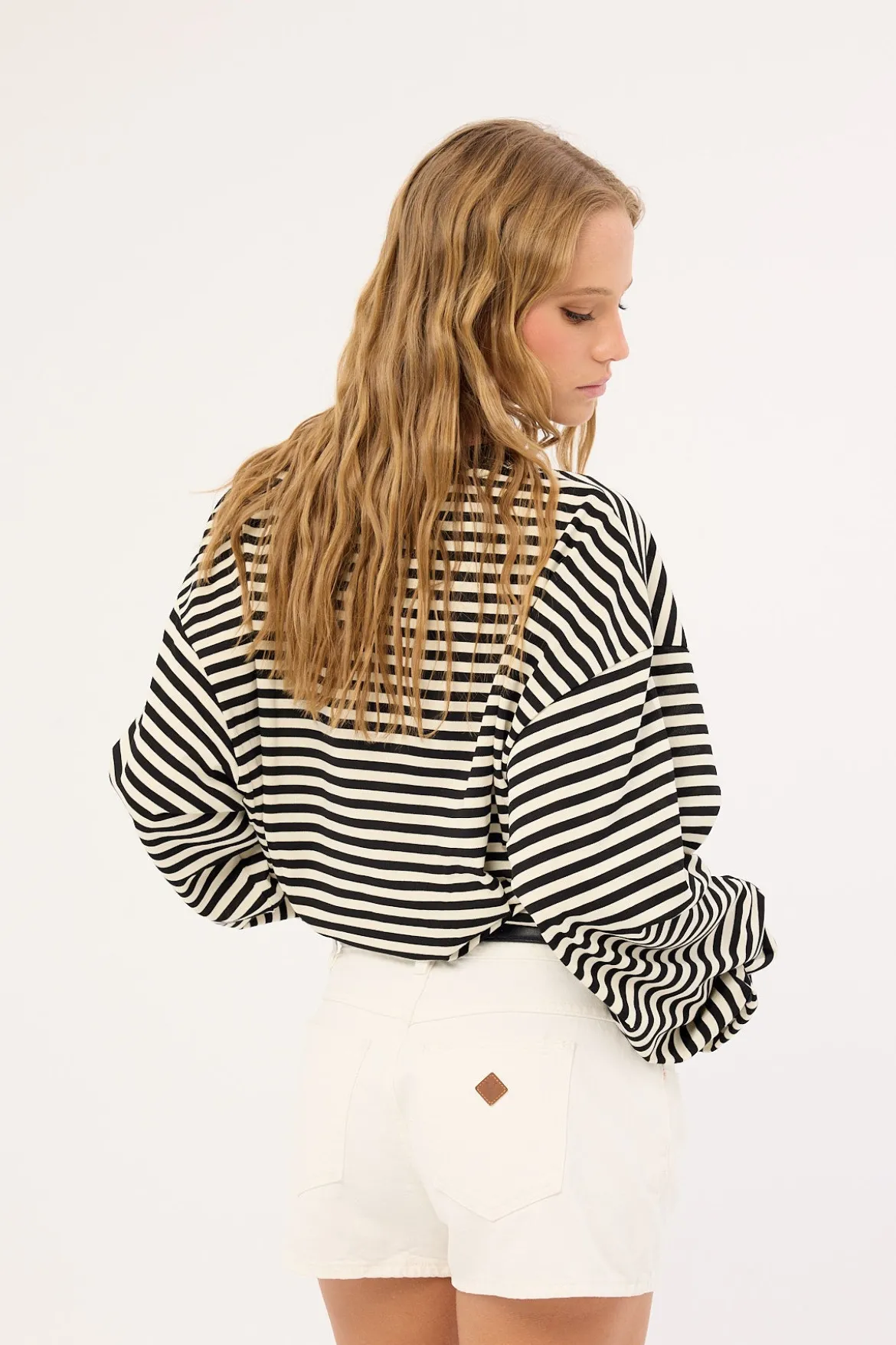95 Relaxed Denim Short White