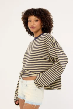 99 Short Angelica