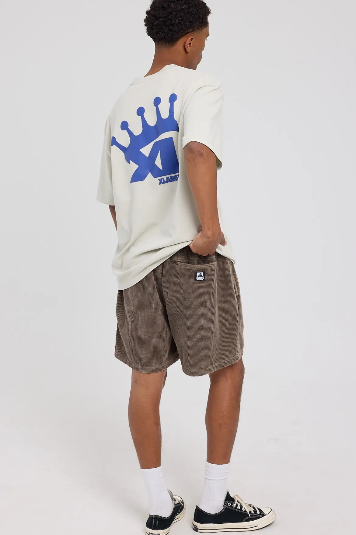 91 Wide Cord Beachshort Pigment Coffee