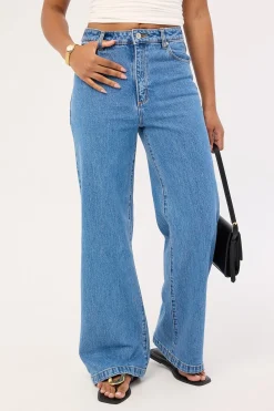 A 94 High Waisted Wide Jean Debbie