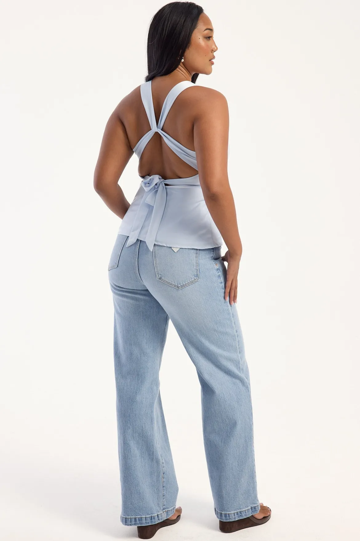 A 94 High Waisted Wide Jean Jessie Blue
