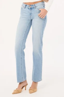A 99 Low Straight Jean Gia Organic Blue