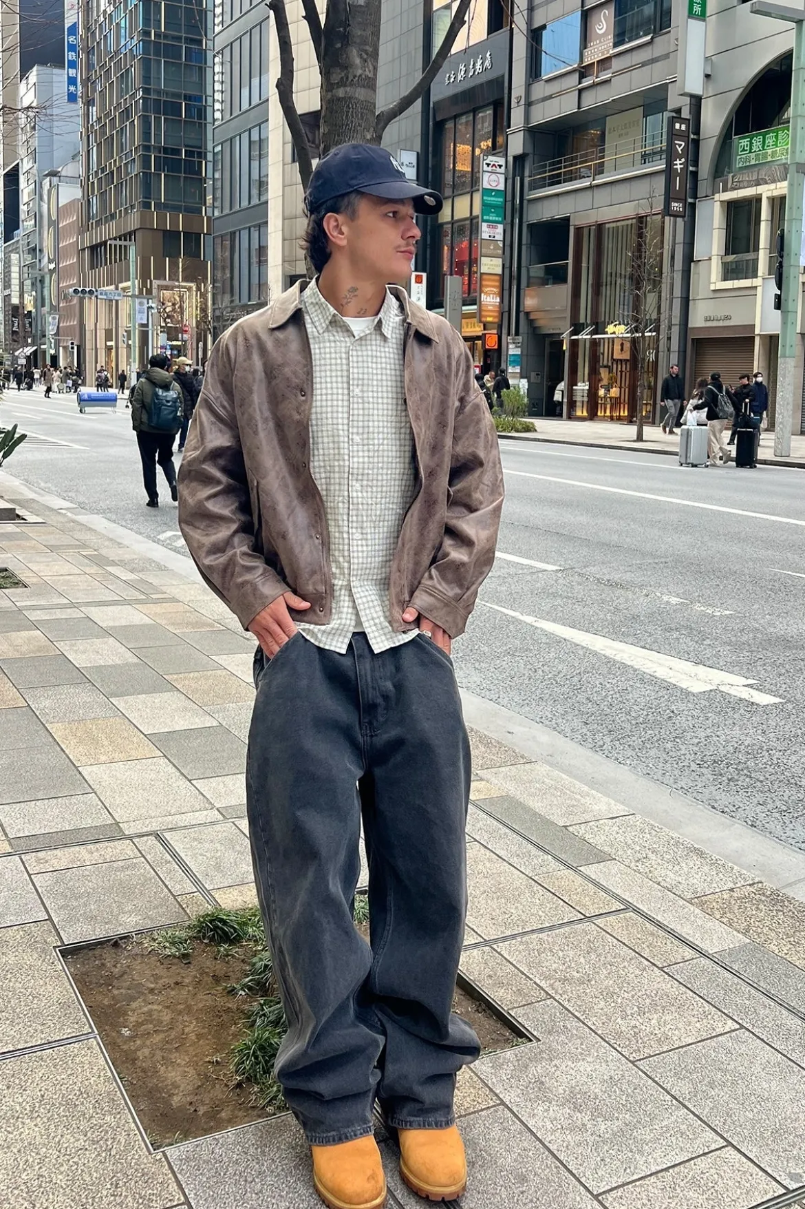 A6 Big Baggy Bazza Jean Washed Black