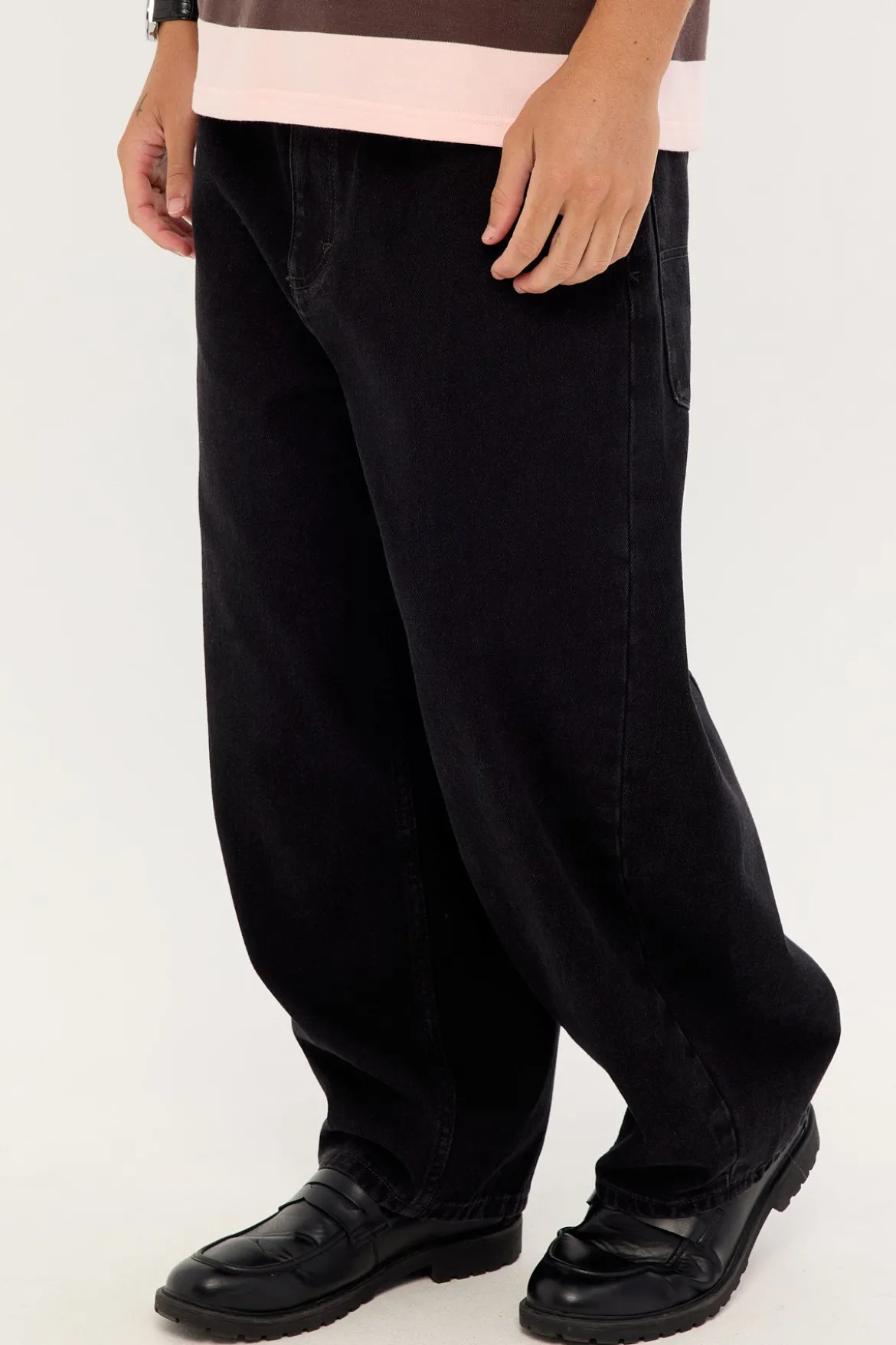 A6 Big Cocoon Jean Skyler Washed Black