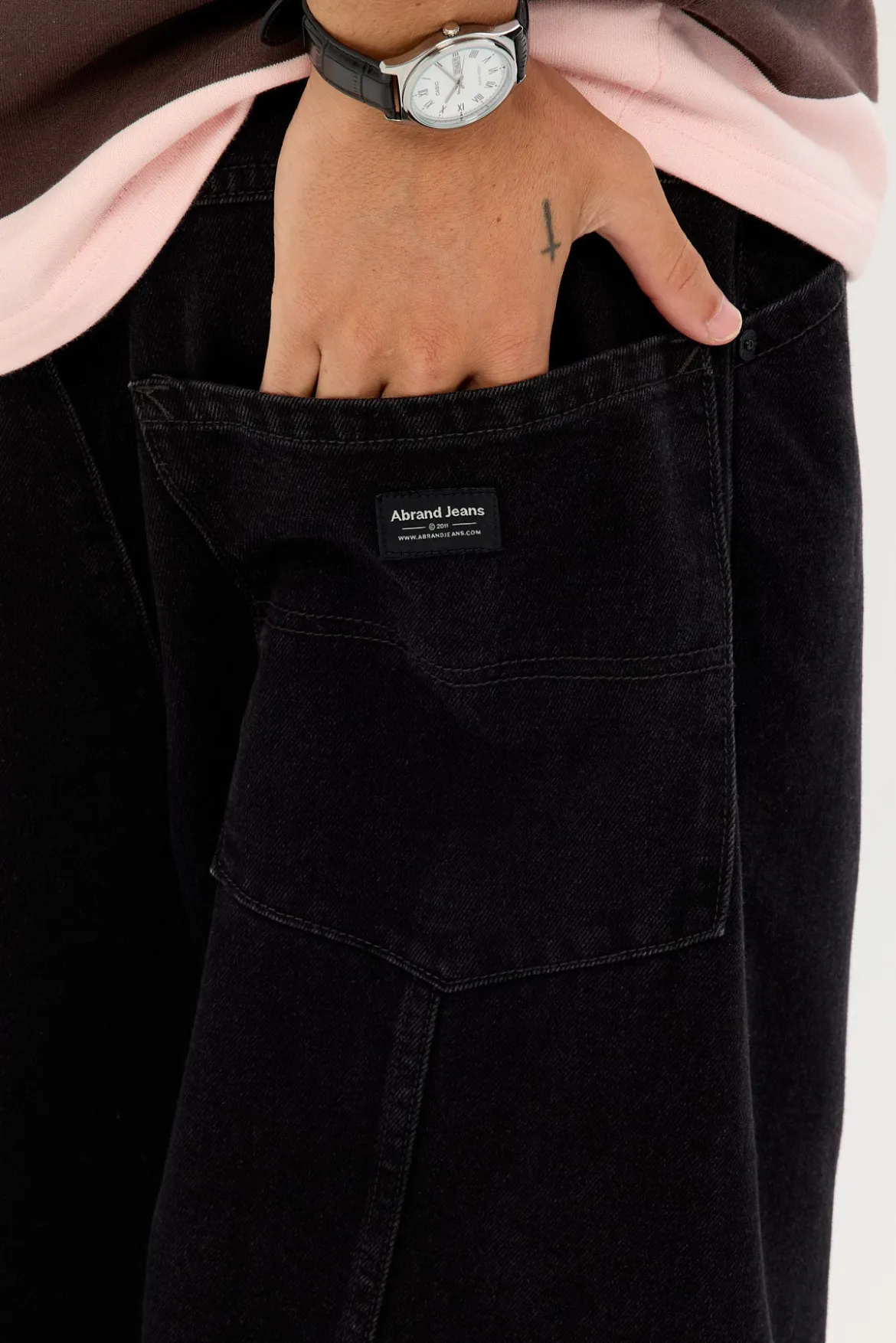 A6 Big Cocoon Jean Skyler Washed Black