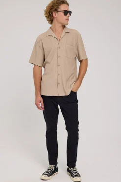 A Dropped Slim Jean Revolver Black Wash