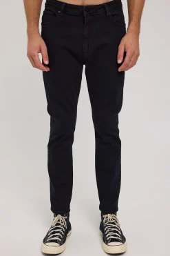 A Dropped Slim Jean Revolver Black Wash