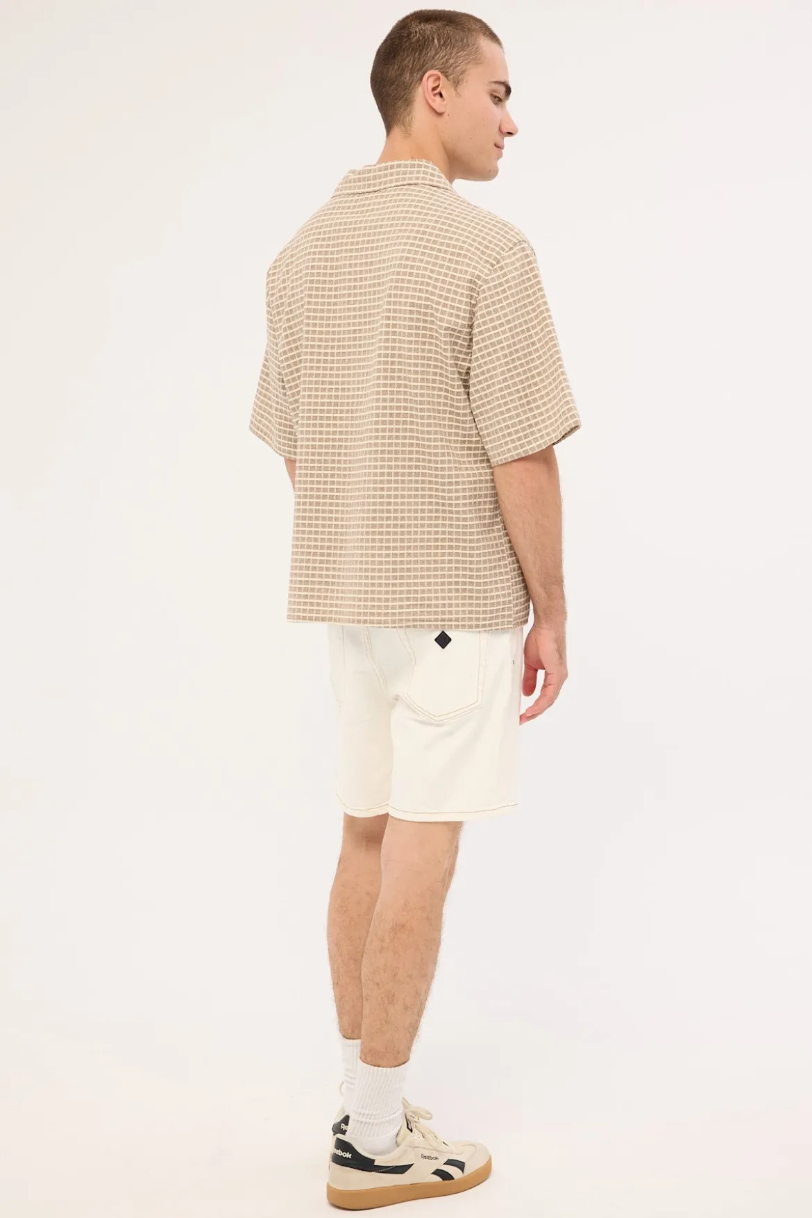 A2 Slim Short Guy Guy