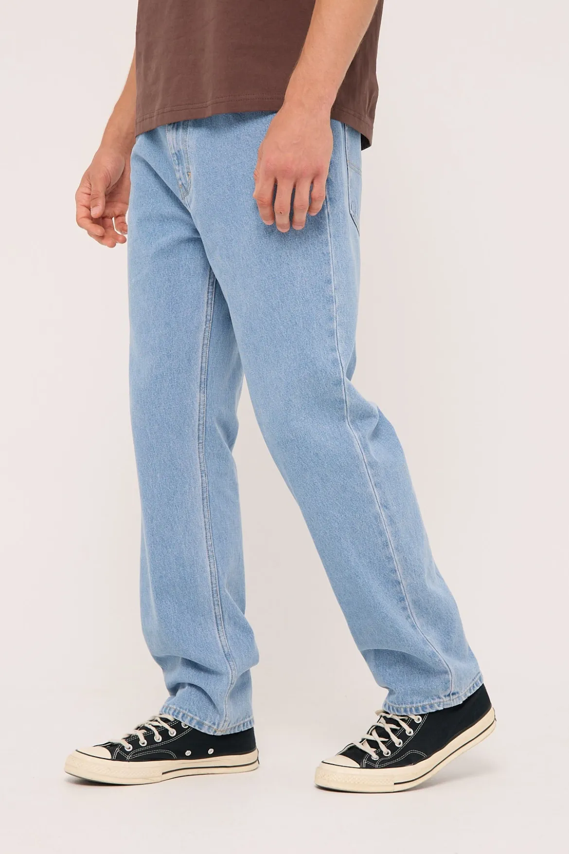 A4 Taper Derek Jean Bleached Vintage Indigo