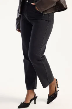 A Venice High Waisted Straight Jean Charo Black