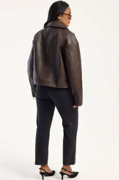 A Venice High Waisted Straight Jean Charo Black
