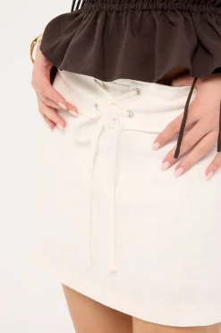 Abby Linen Mid Rise Skort White
