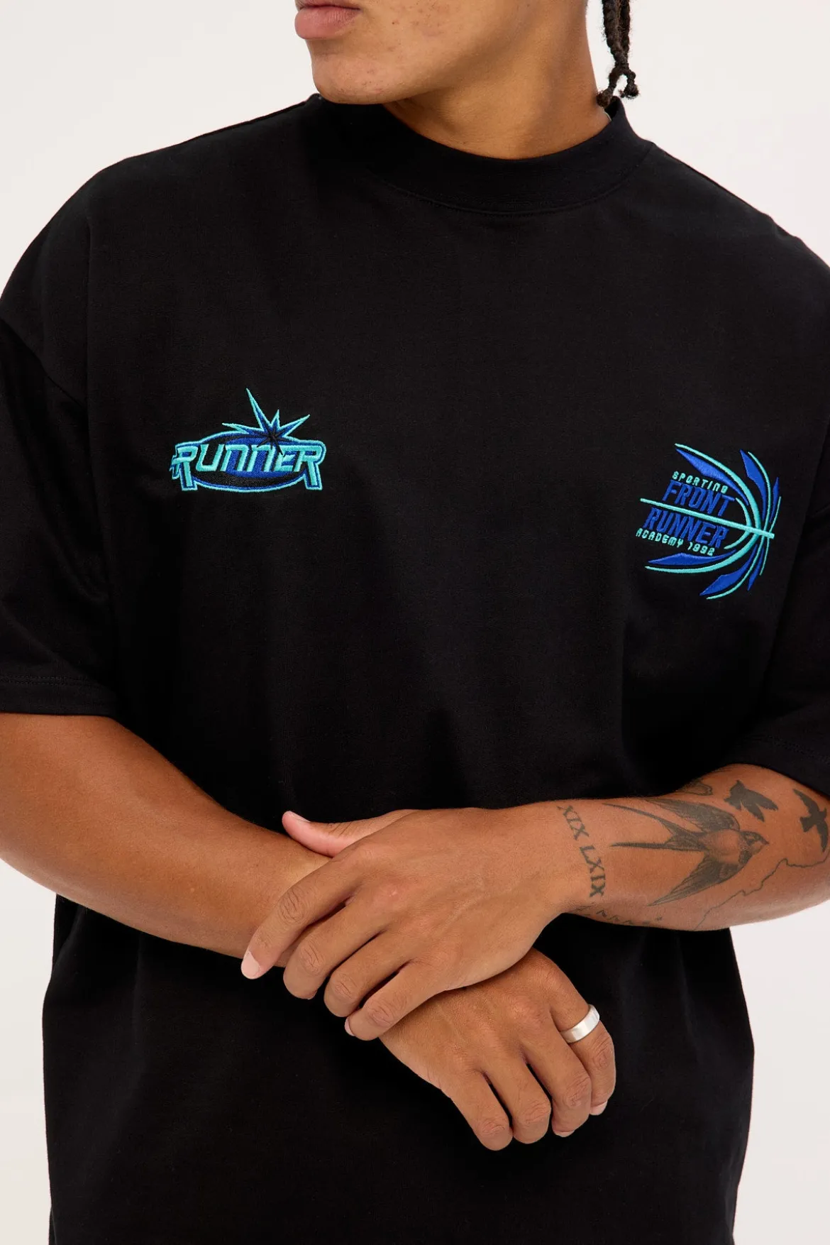 Academy Tee Black Aqua