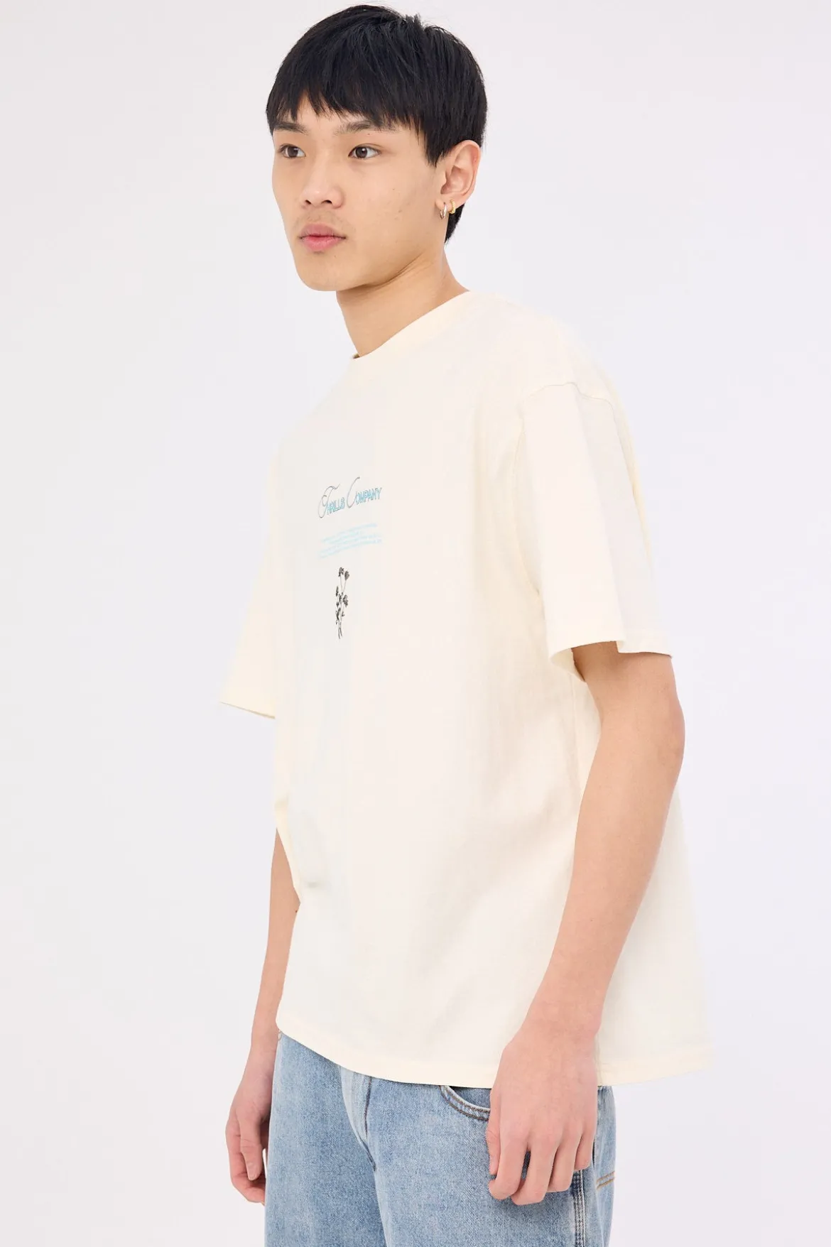 Adaption to Gravitation Box Fit Oversize Tee Snow White