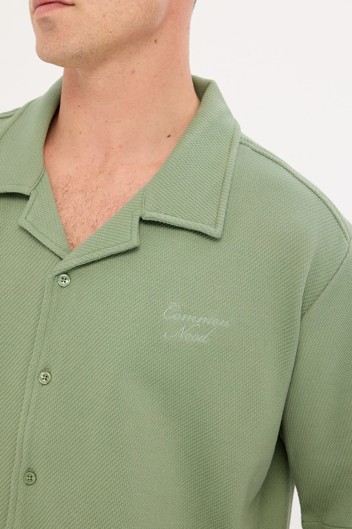 Alaric Boxy Cropped Resort Shirt Sage