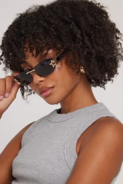 Alexis Star Sunglasses Black