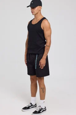 Apex Belted Walk Short Black