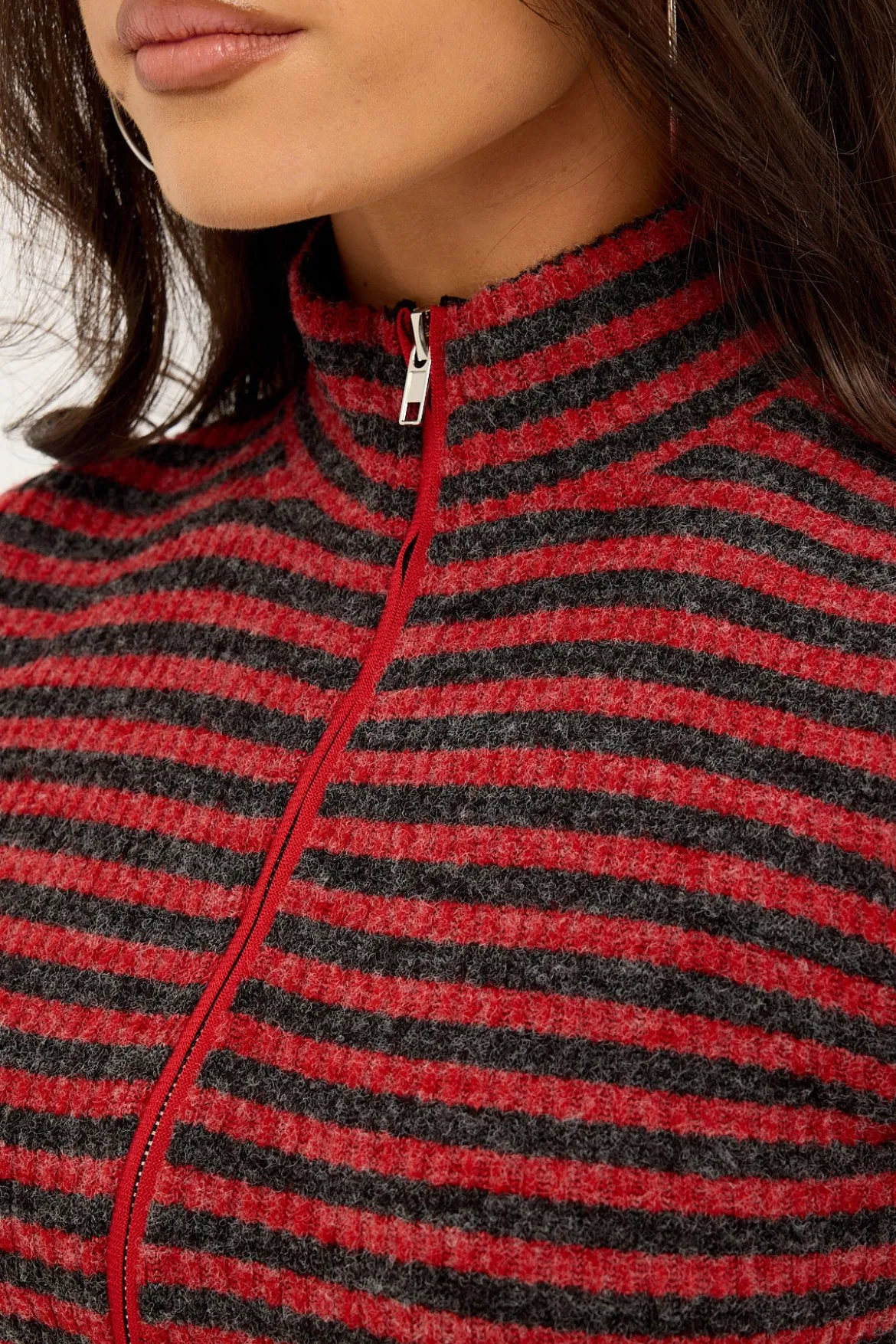Apex Jacket Crimson Stripe