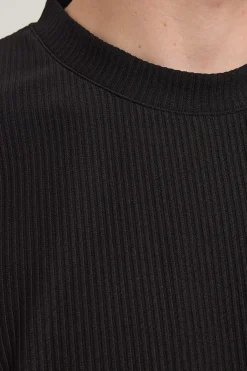 Austin Pleated Boxy Tee Black
