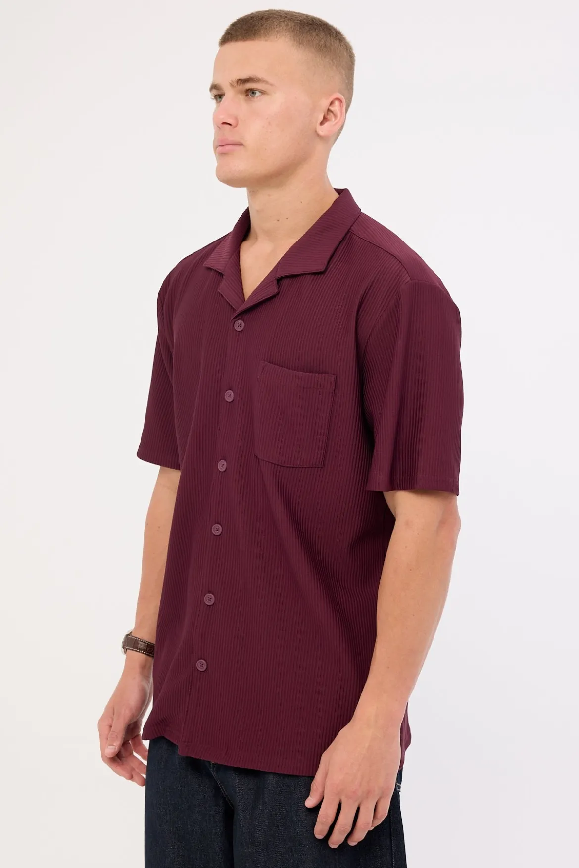 Austin Pleated Resort Shirt Burgundy