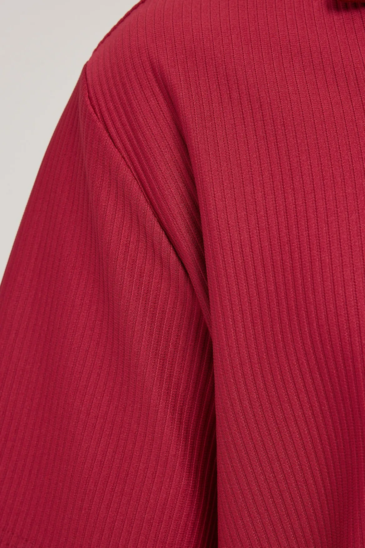 Austin Pleated Resort Shirt Burgundy
