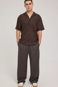 Austin Pleated Resort Shirt Dark Brown