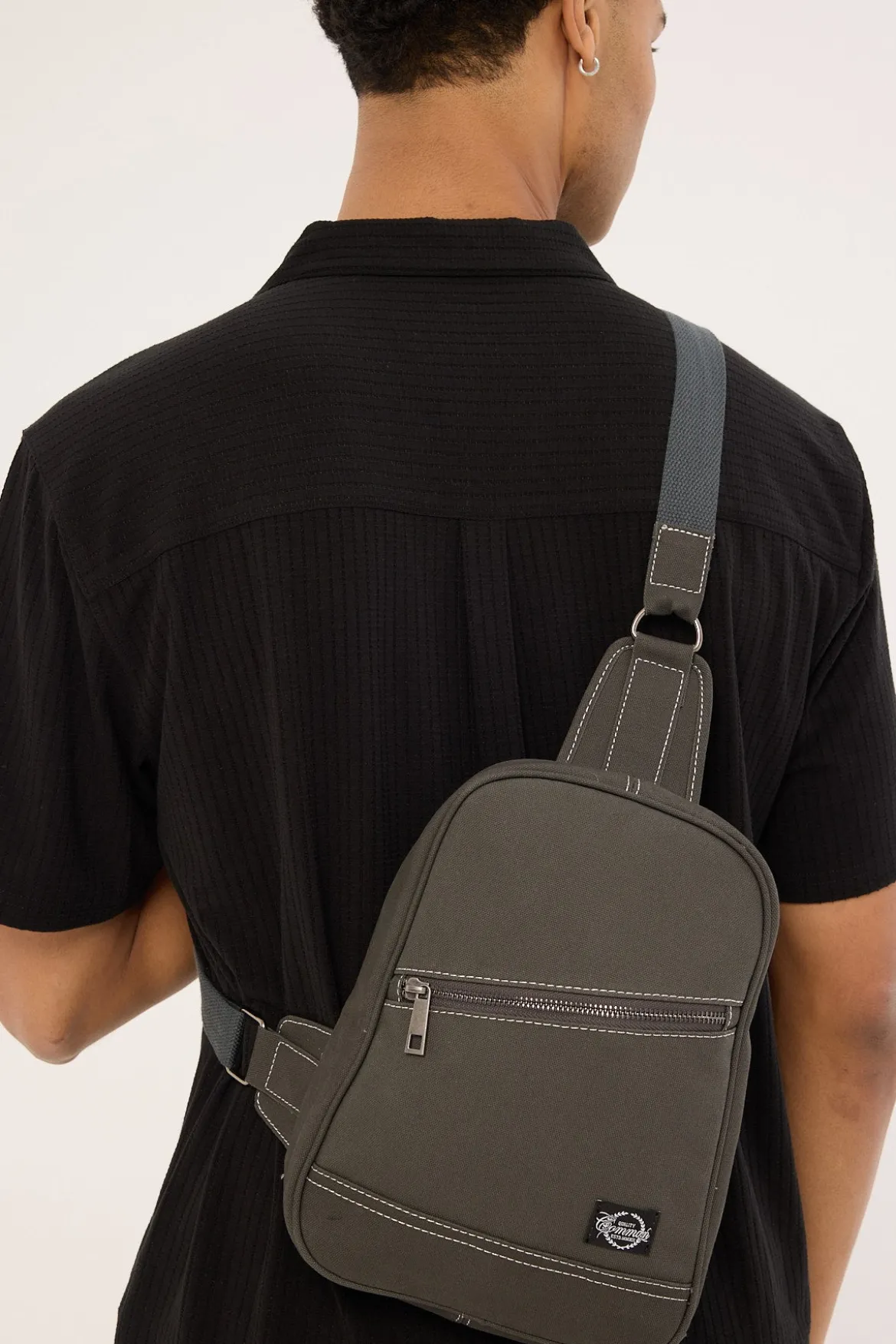 Avenue Crossbody Bag Washed Charcoal