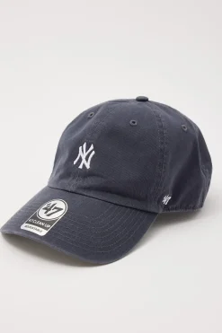 Base Runner 47 Clean Up NY Yankees Vintage Navy