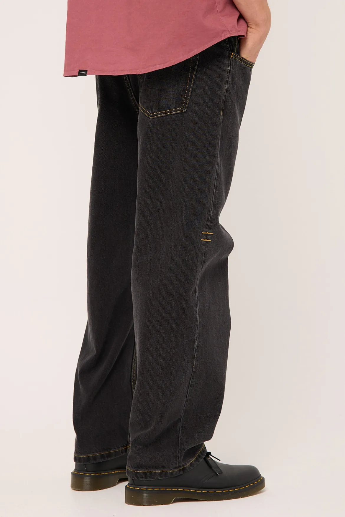 Big Slacker Denim Jean Black Bull
