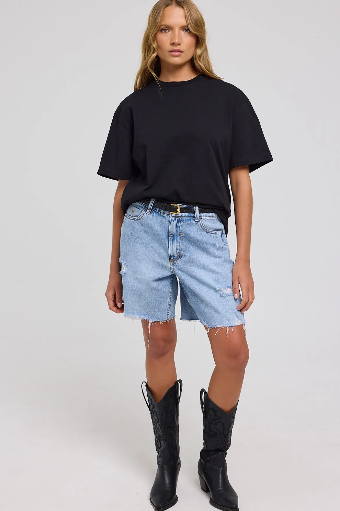 Billie Low Denim Short Tainted Blue