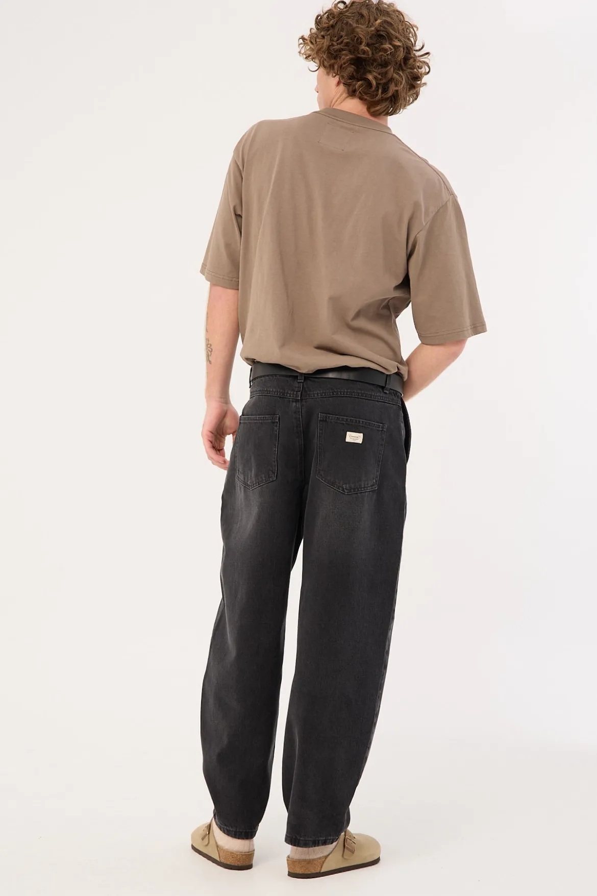 Blanco Pleated Baggy Jean Tinted Black