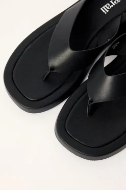 Bouncer II Black