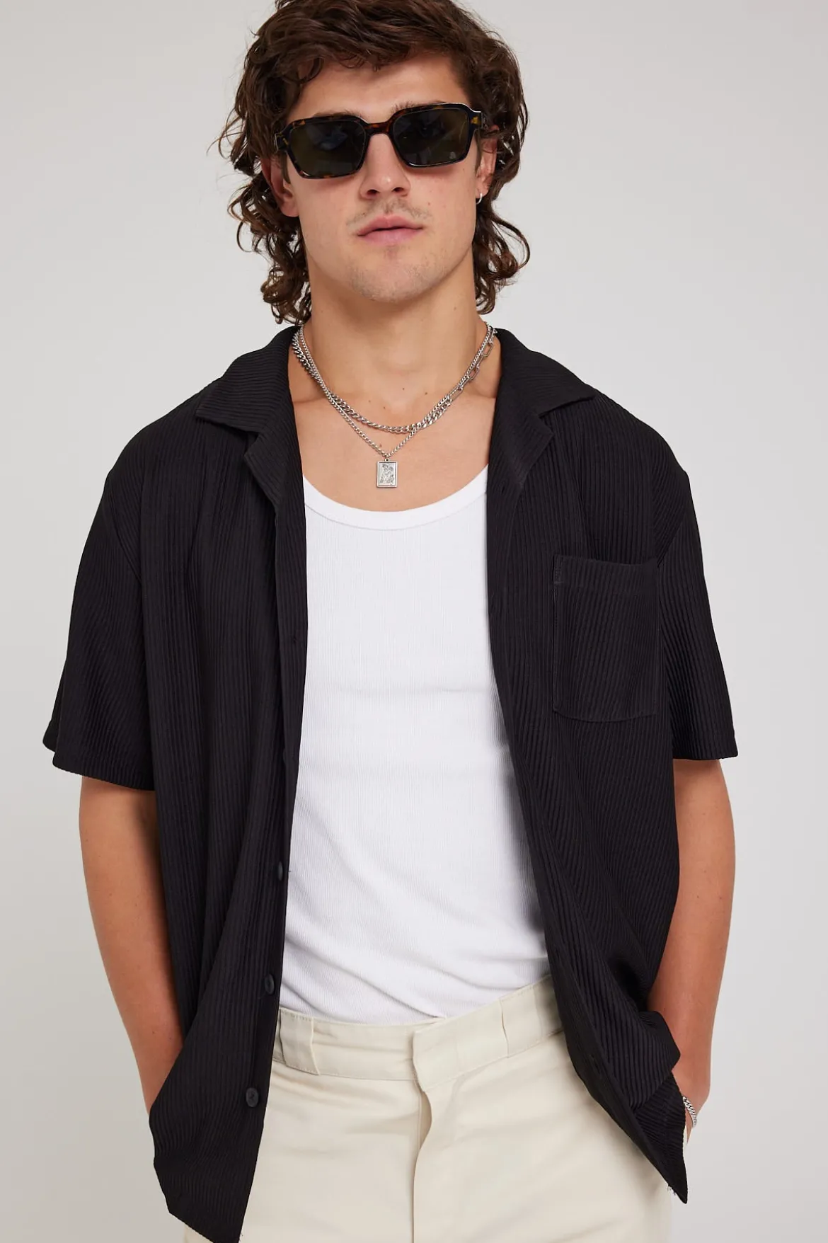 Brooklyn Pleated Resort Shirt Black