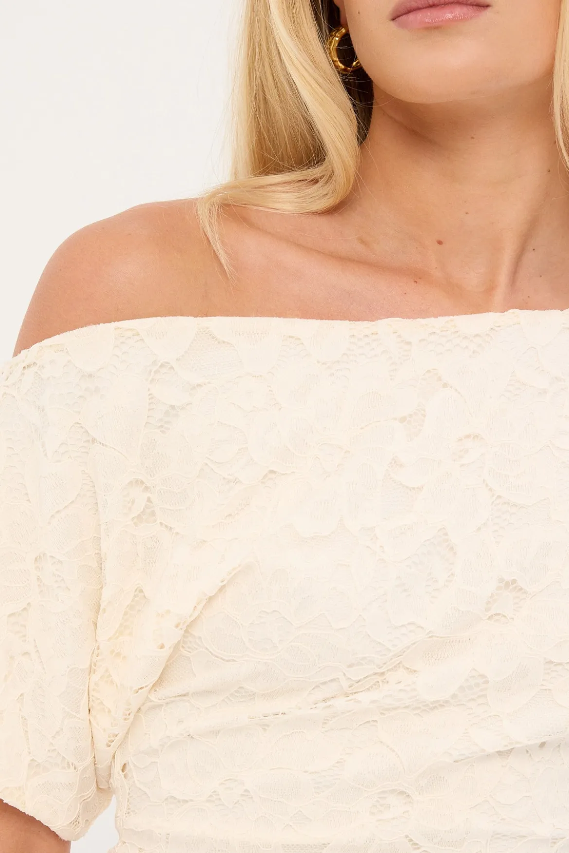 Bruni Off Shoulder Lace Top Cream