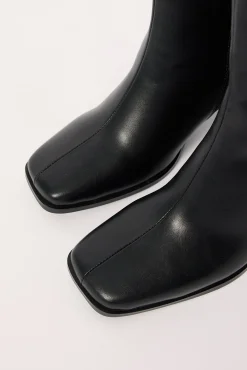 Cadence Smooth Boot Black Black