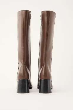 Cadence Smooth Boot Brown Brown