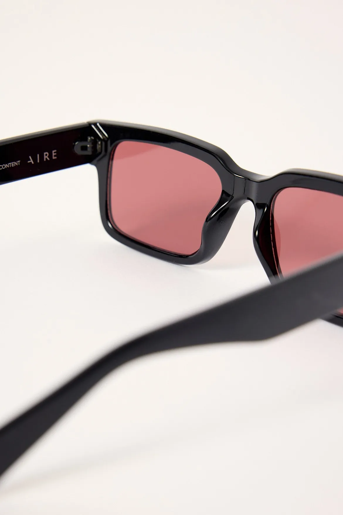 Castor Black/Rust Mono