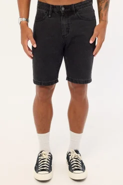 Chopped Hem Slim Straight Denim Short Aged Black