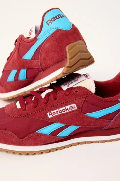 Classic Az Sneaker Retro Red