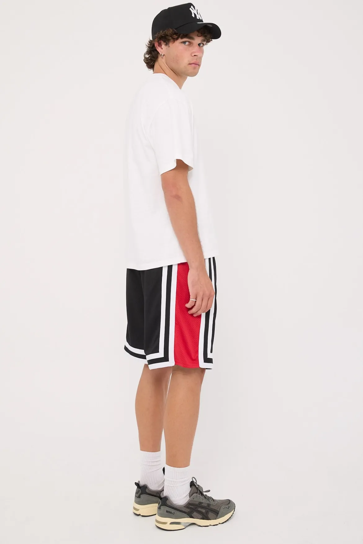 College Mesh Shorts Black/Red/White
